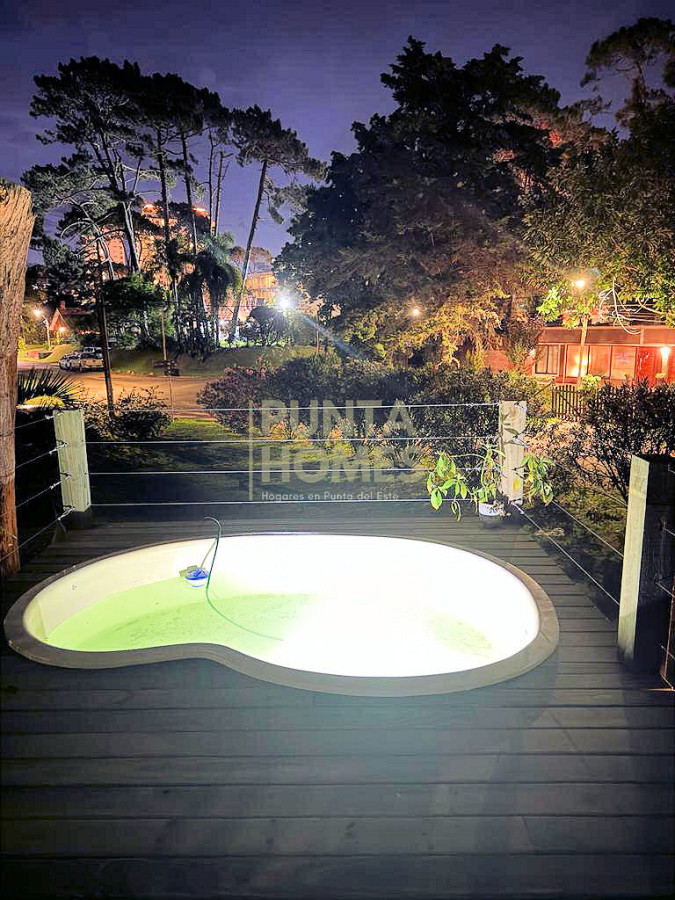 Casa ID.3835 - Venta de casa de 4 dormitorios en San Rafael, Punta del Este.