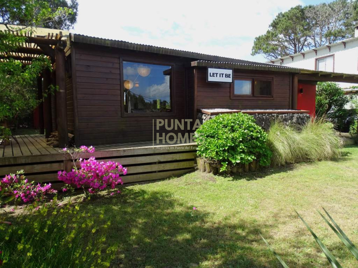 Casa ID.3919 - Venta de Casa de 2 dormitorios en Punta del Diablo zona Rivero