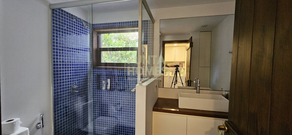 Casa ID.3922 - Venta de casa de 4 dormitorios y 3 baños en El Chorro, Punta del Este, Maldonado.