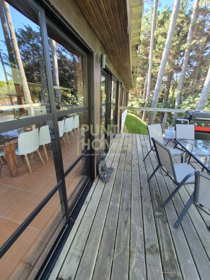 Casa ID.3835 - Venta de casa de 5 dormitorios en San Rafael, Punta del Este.