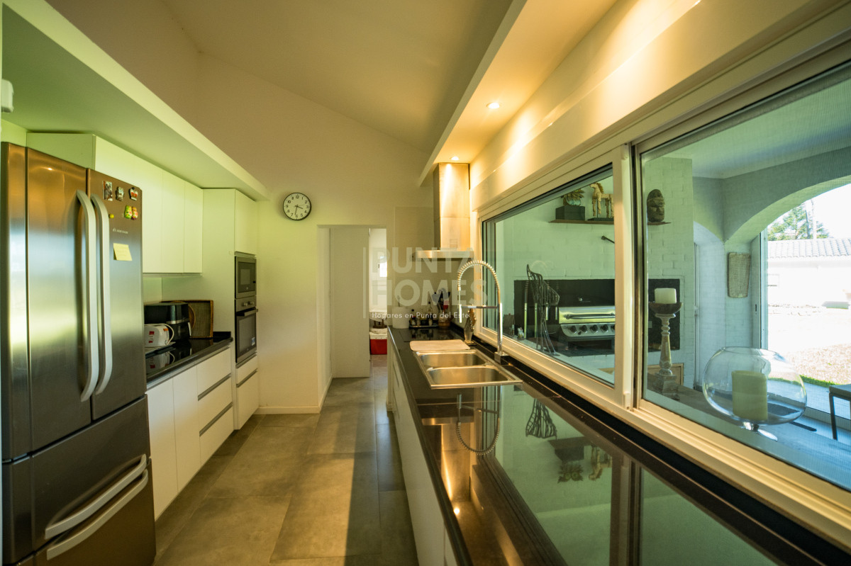 Casa ID.3834 - Venta renovada propiedad en San Rafael