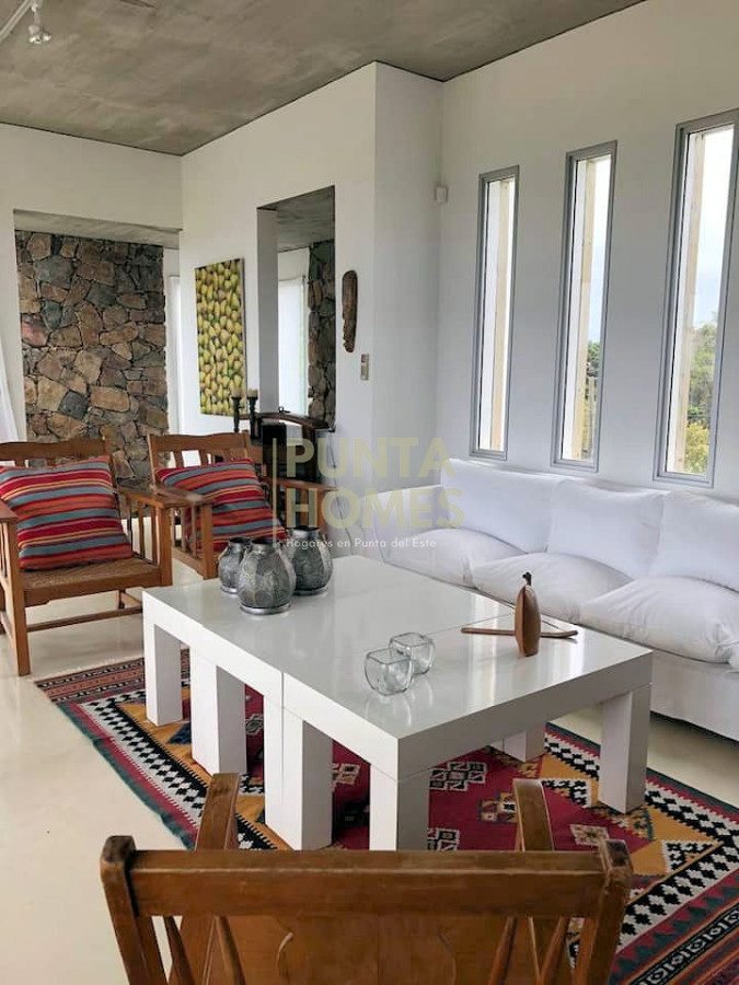 Casa ID.82 - Alquiler Casa para 10 personas Punta Ballena, Punta del Este.