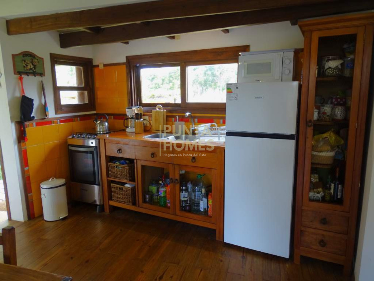 Casa ID.3919 - Venta de Casa de 2 dormitorios en Punta del Diablo zona Rivero