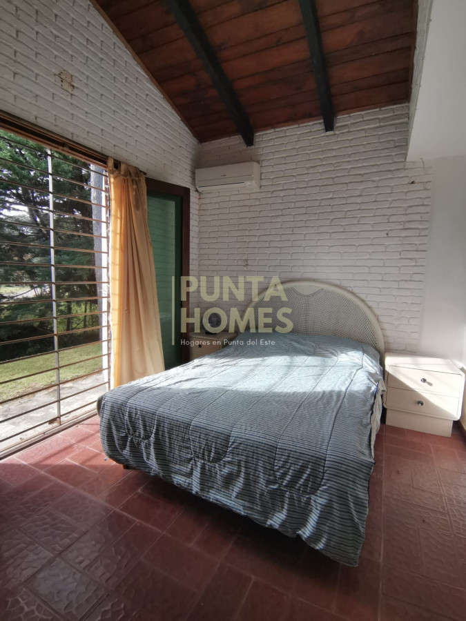 Casa ID.3835 - Venta amplia y cómoda casa en San Rafael 