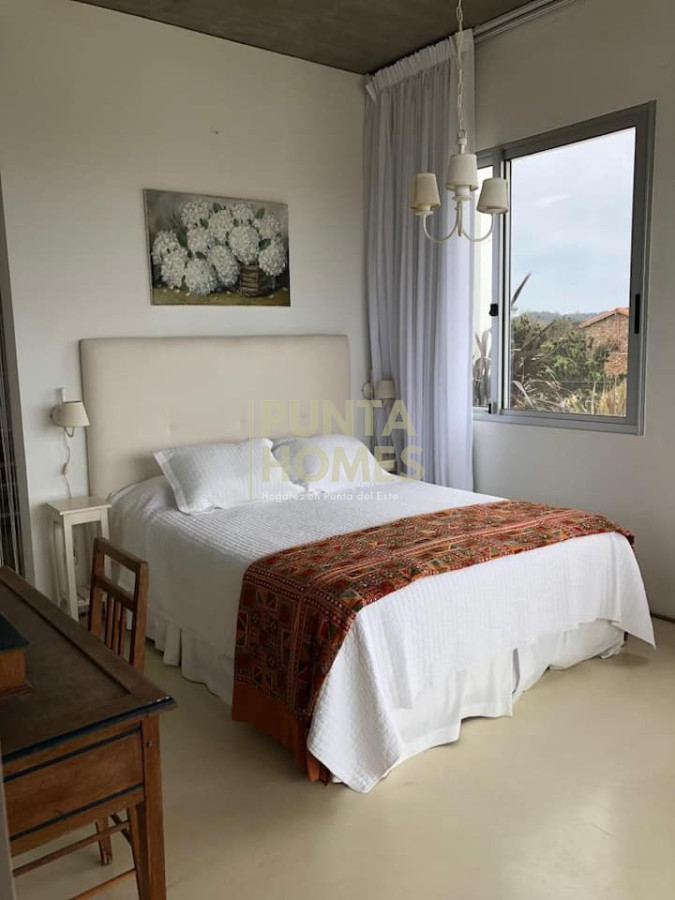 Casa ID.82 - Alquiler Casa para 10 personas Punta Ballena, Punta del Este.