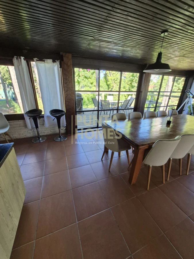 Casa ID.3835 - Venta de casa de 5 dormitorios en San Rafael, Punta del Este.