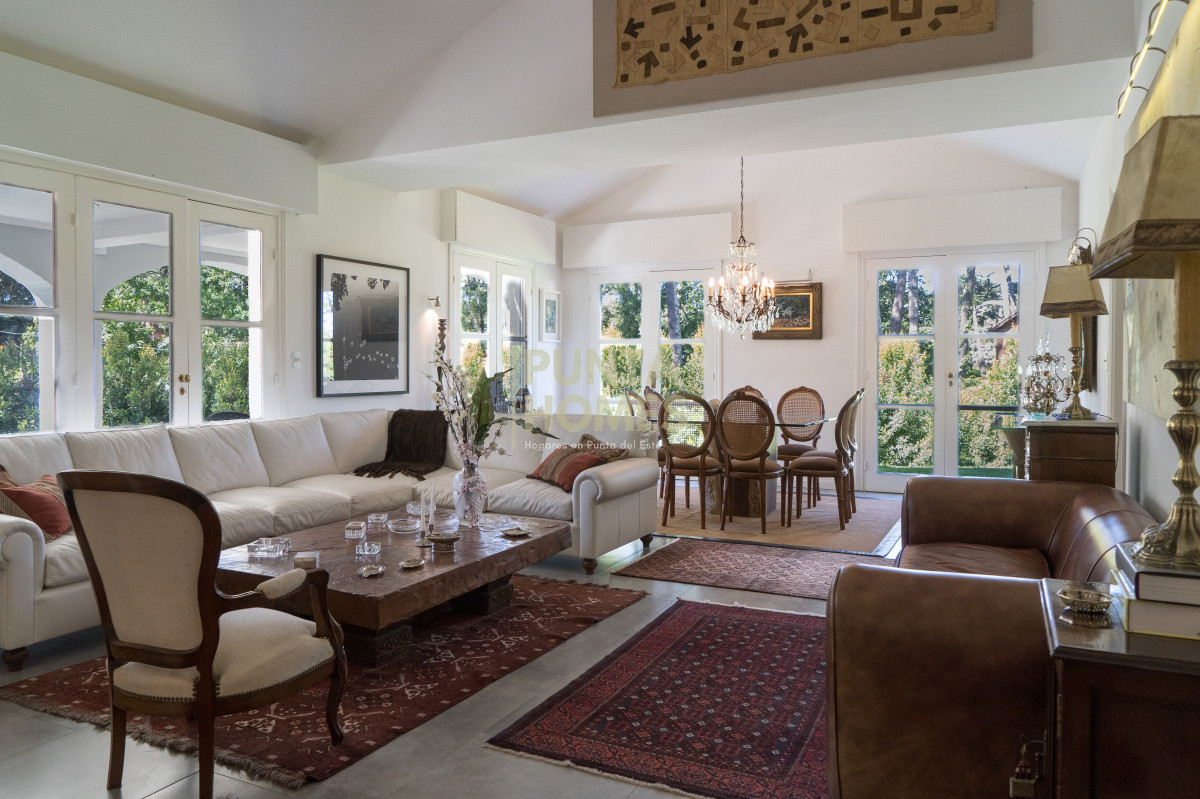 Casa ID.3834 - Venta renovada propiedad en San Rafael