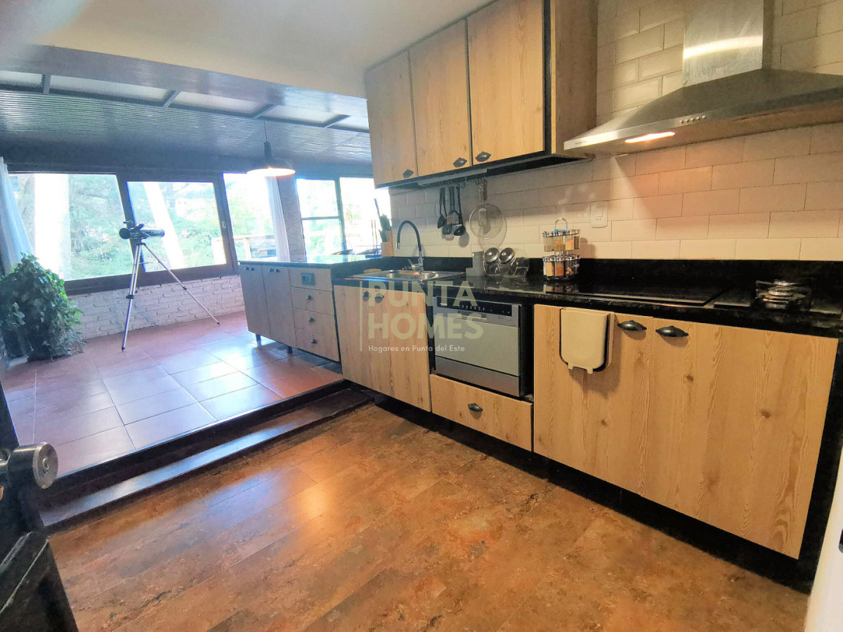 Casa ID.3835 - Venta de casa de 4 dormitorios en San Rafael, Punta del Este.