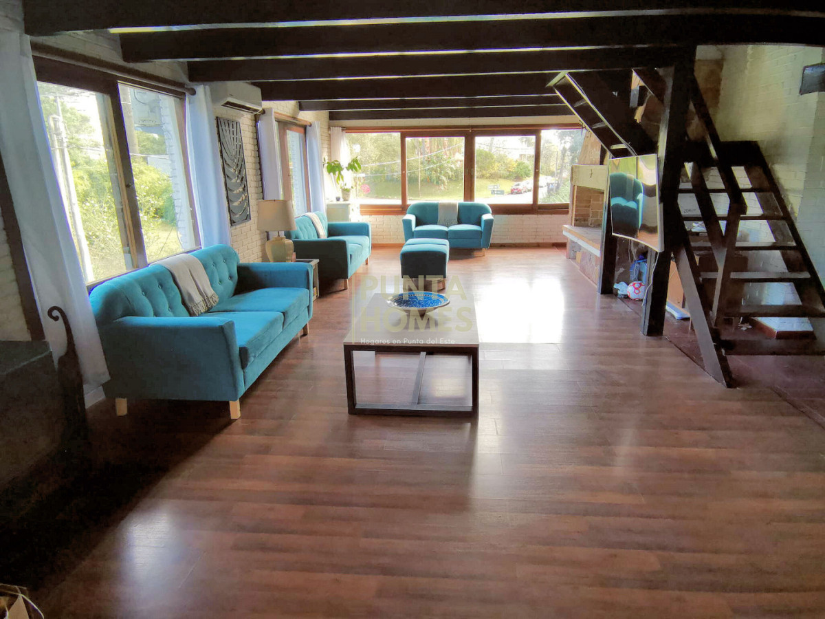 Casa ID.3835 - Venta de casa de 4 dormitorios en San Rafael, Punta del Este.