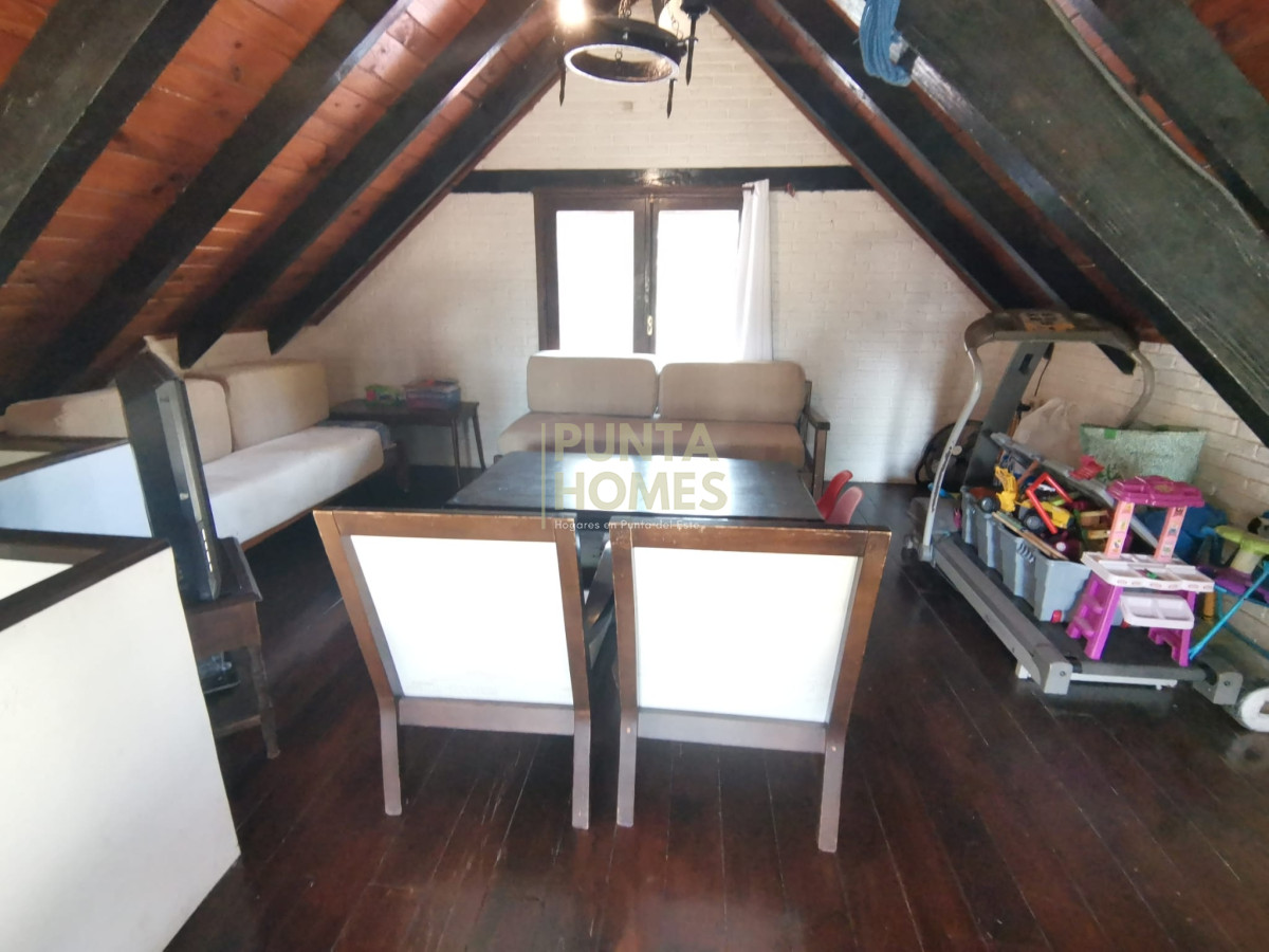 Casa ID.3835 - Venta amplia y cómoda casa en San Rafael 