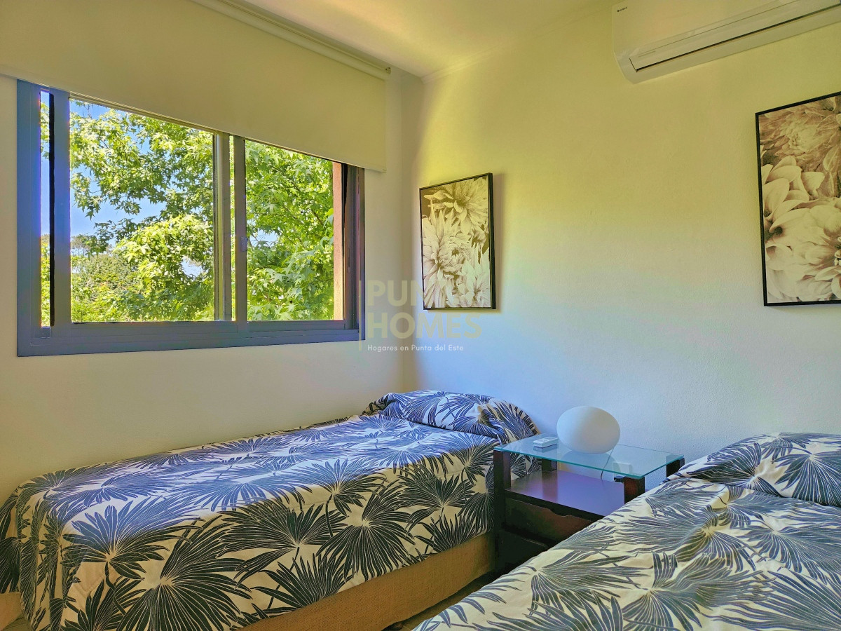 Casa ID.3788 - Venta de casa de 2 dormitorios en Barrio Privado en Punta del Este.