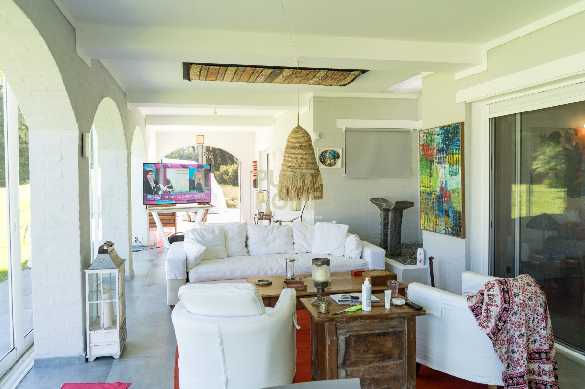 Casa ID.3834 - Venta renovada propiedad en San Rafael