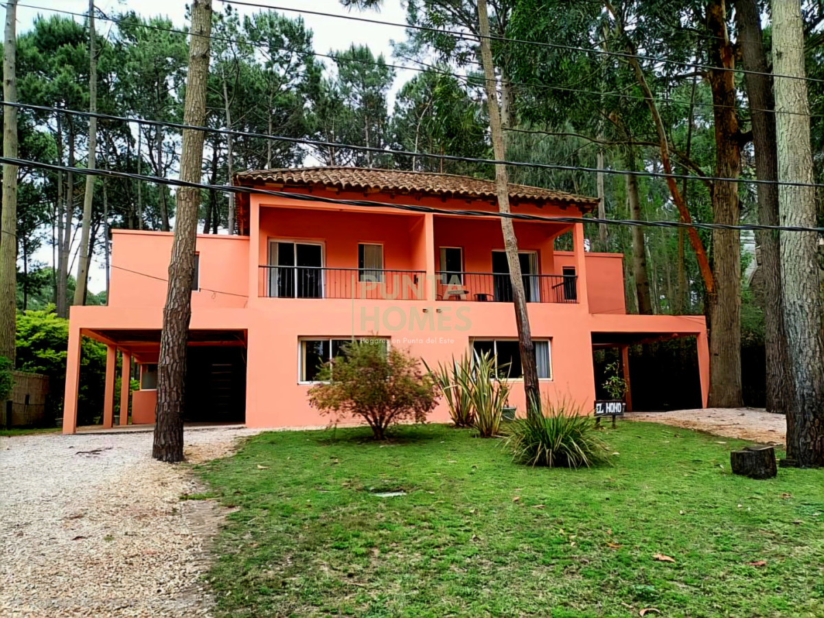 Casa ID.3956 - Venta amplia casa en Solanas 