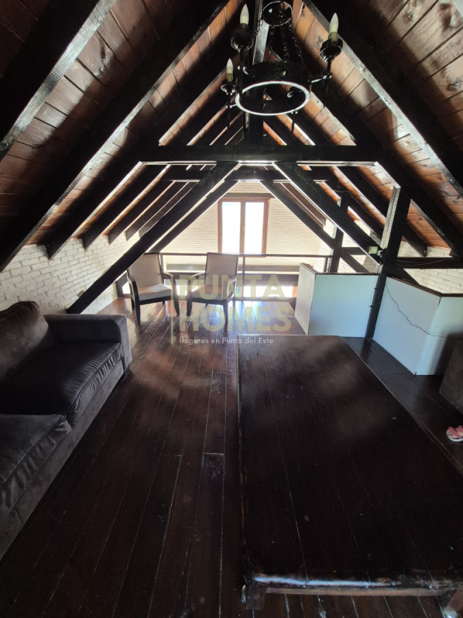 Casa ID.3835 - Venta de casa de 5 dormitorios en San Rafael, Punta del Este.