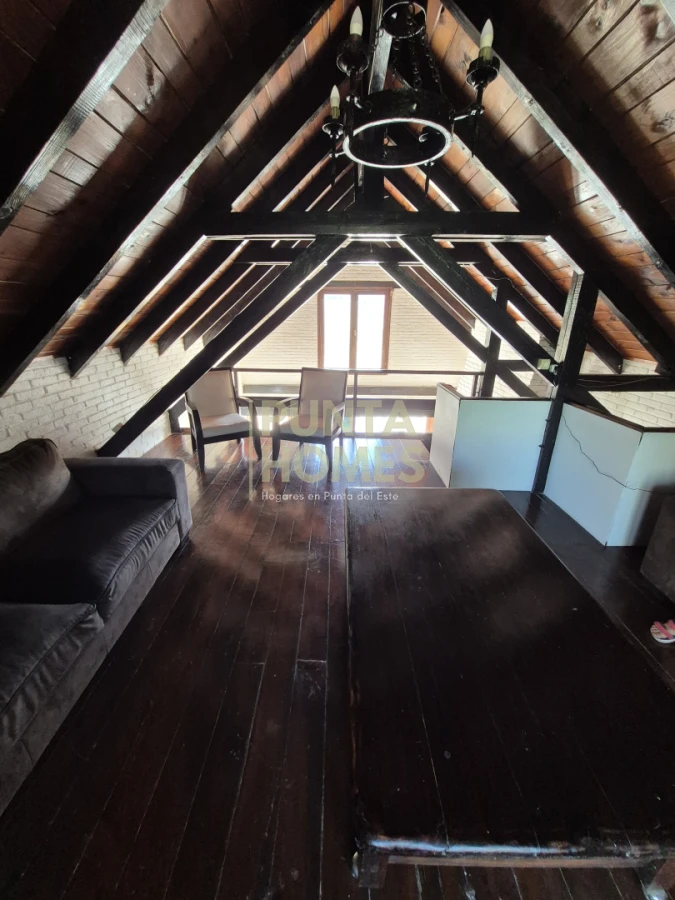 Casa ID.3835 - Venta de casa de 5 dormitorios en San Rafael, Punta del Este.