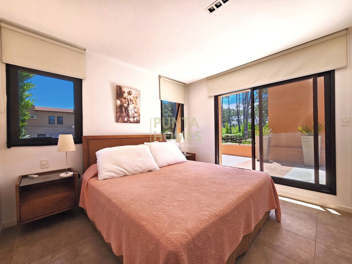 Casa ID.3788 - Venta de casa de 2 dormitorios en Barrio Privado en Punta del Este.