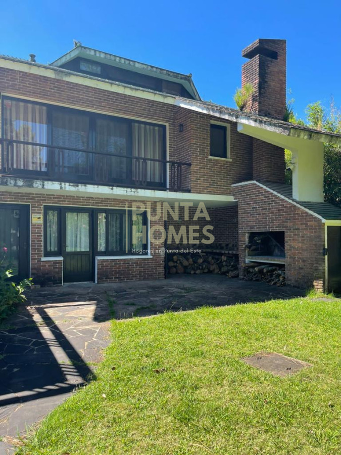 Casa ID.3839 - Venta de amplia casa en San Rafel