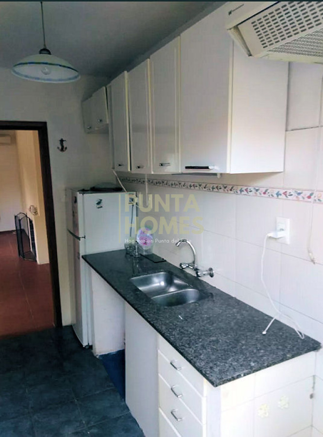 Casa ID.1691 - Venta de casa de 3 dormitorios y 2 baños en Pinares, Punta del Este.