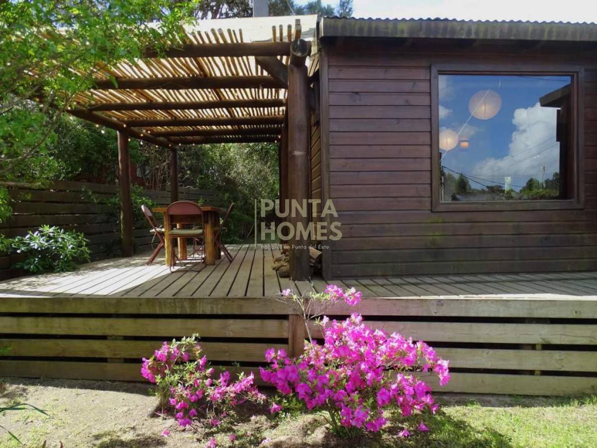 Casa ID.3919 - Venta de Casa de 2 dormitorios en Punta del Diablo zona Rivero