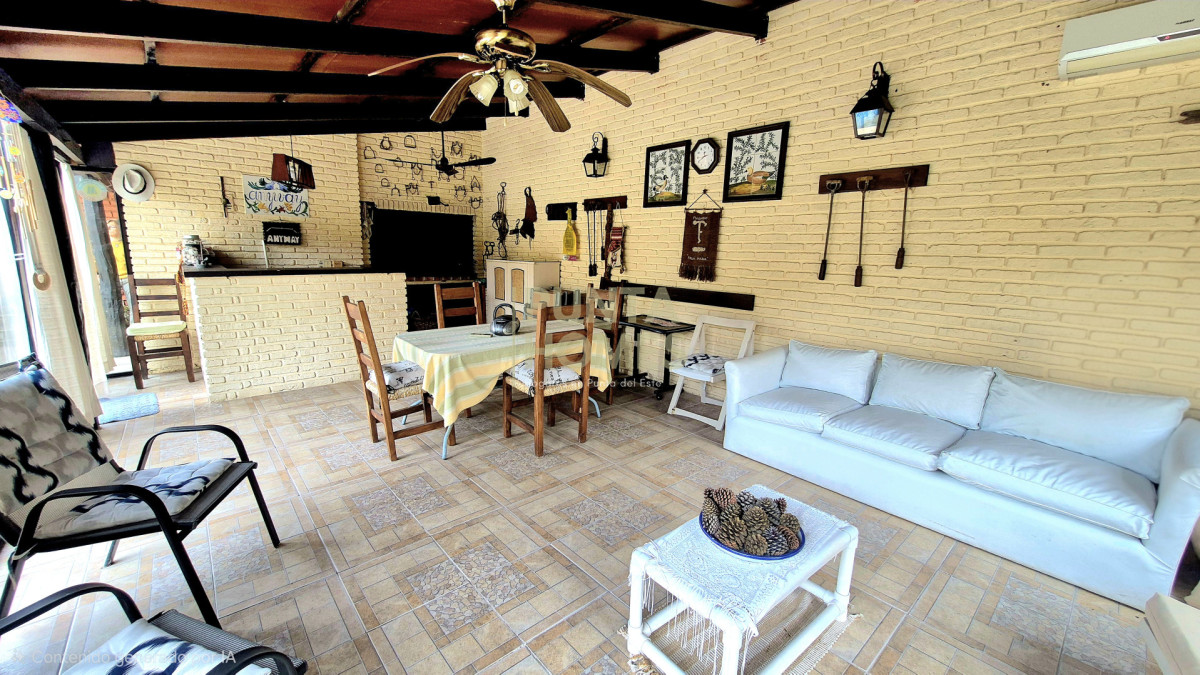 Casa ID.3967 - Amplia y luminosa casa en zona Mansa.