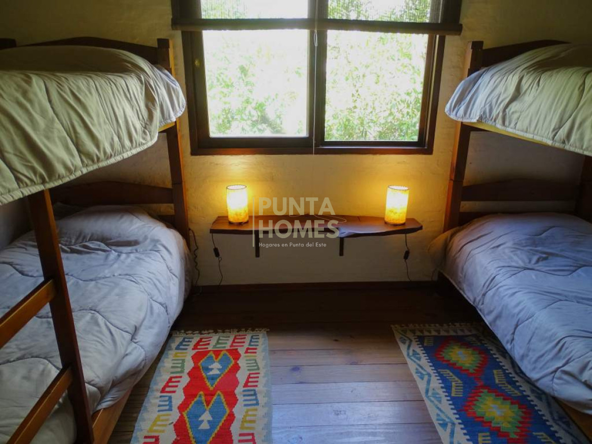 Casa ID.3919 - Venta de Casa de 2 dormitorios en Punta del Diablo zona Rivero