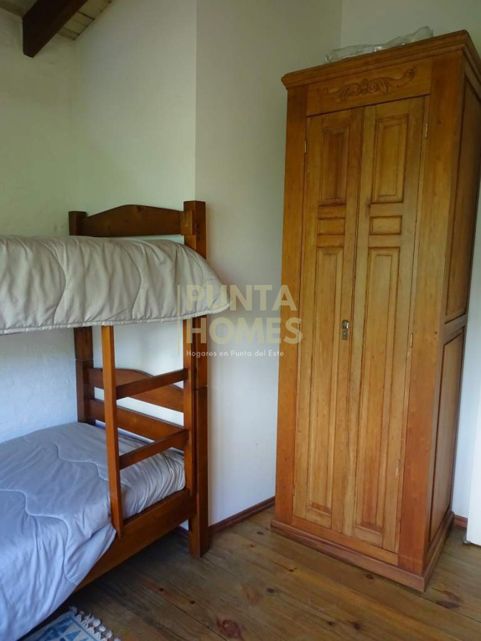Casa ID.3919 - Venta de Casa de 2 dormitorios en Punta del Diablo zona Rivero