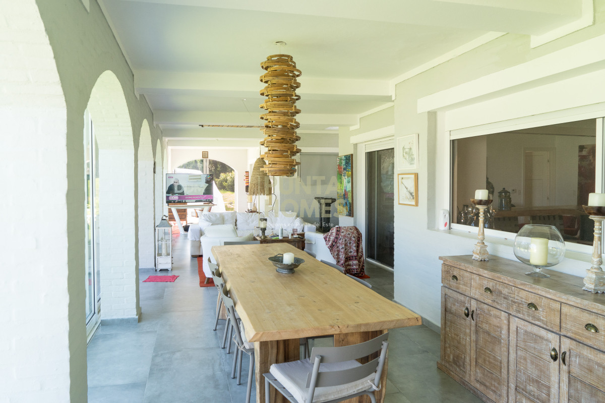Casa ID.3834 - Venta renovada propiedad en San Rafael