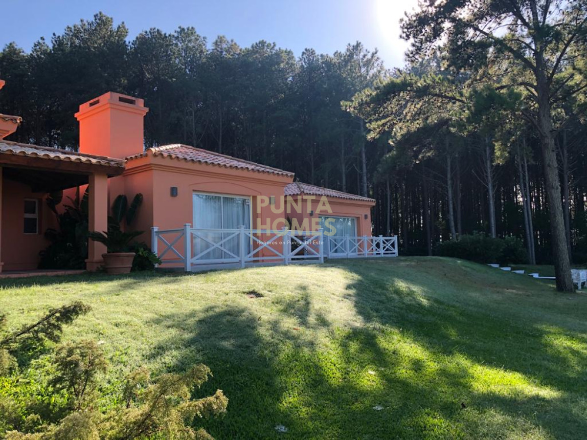 Chacra ID.1274 - Venta de chacra de 4 dormitorios en Punta del Este