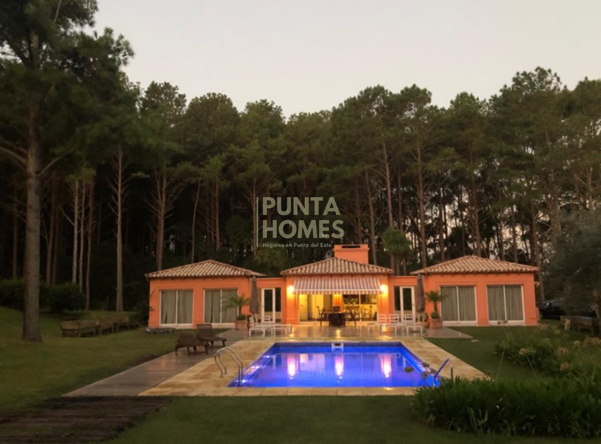 Chacra ID.1274 - Venta de chacra de 4 dormitorios en Punta del Este