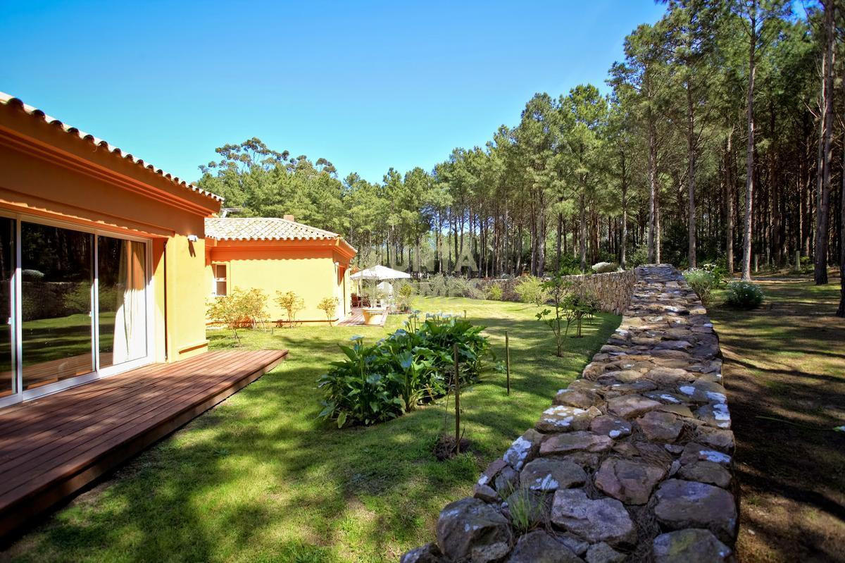 Chacra ID.1274 - Venta de chacra de 4 dormitorios en Punta del Este