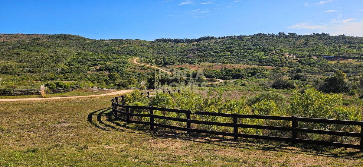 Chacra ID.3872 - Venta de chacra de 5 has en Barrio Privado en Pueblo Edén, Punta del Este.