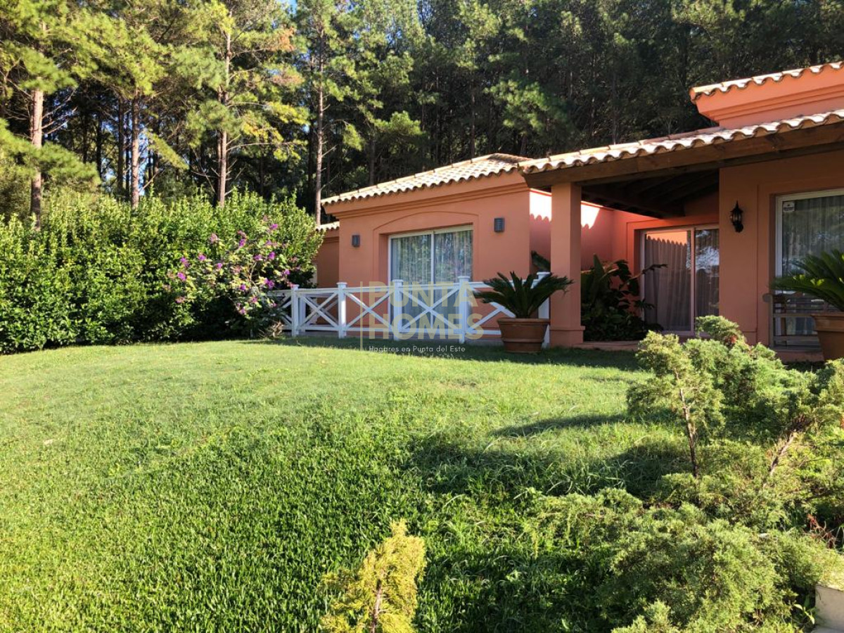 Chacra ID.1274 - Venta de chacra de 4 dormitorios en Punta del Este