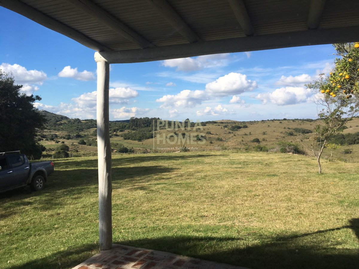 Campo Ref.858 - VENTA DE CAMPO CON CAÑADAS Y QUEBRADAS 