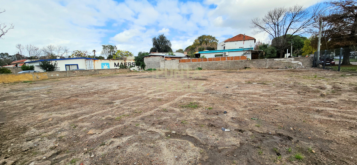 Terreno ID.3849 - Venta y alquiler de Terreno en Carrasco Norte, Montevideo.