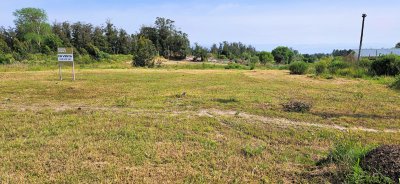 Venta de Terreno de 1368 m2 frente al Club de Golf de Punta del Este.