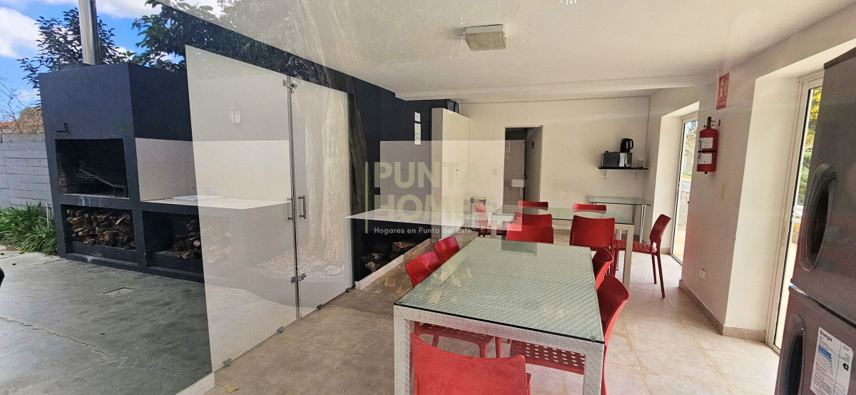 Apartamento ID.3897 - Alquiler anual Departamento de 1 dormitorio, San Rafael, Punta del Este.