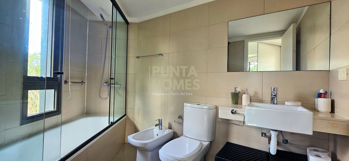 Apartamento ID.3897 - Alquiler anual Departamento de 1 dormitorio, San Rafael, Punta del Este.