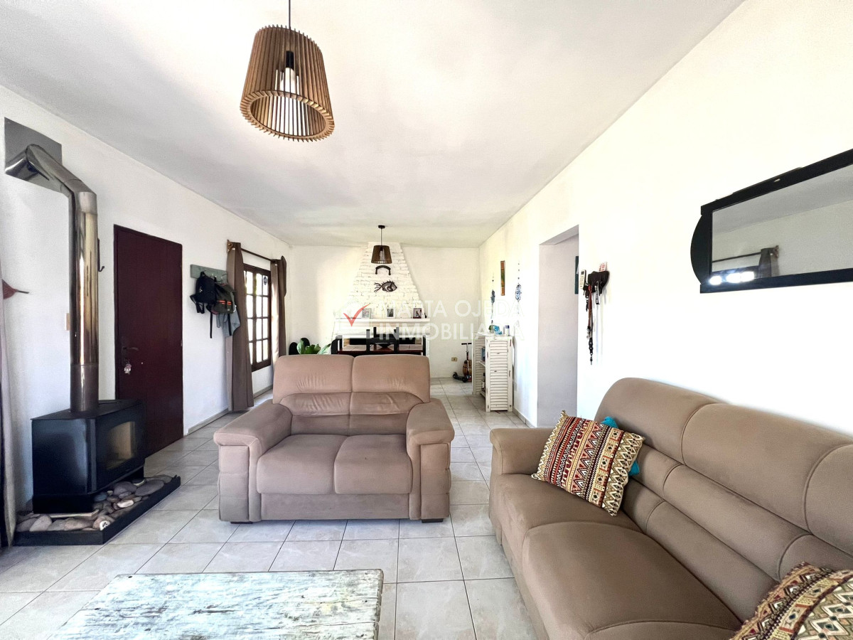 Casa ID.41089 - Acogedora Casa de 3 Dormitorios en Barrio La Sonrisa, Ideal para la Familia