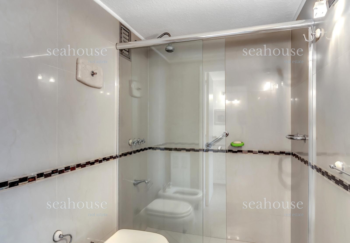 Apartamento Ref.1095 - Apartamento en venta Peninsula, Punta del Este