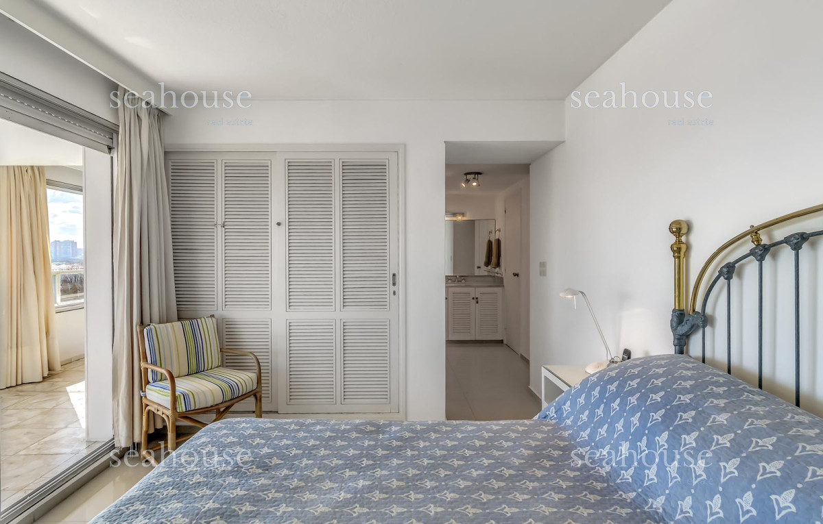 Apartamento Ref.1095 - Apartamento en venta Peninsula, Punta del Este
