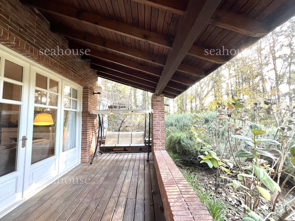 Casa Ref.1075 - Casa en venta Laguna del Diario Punta del Este