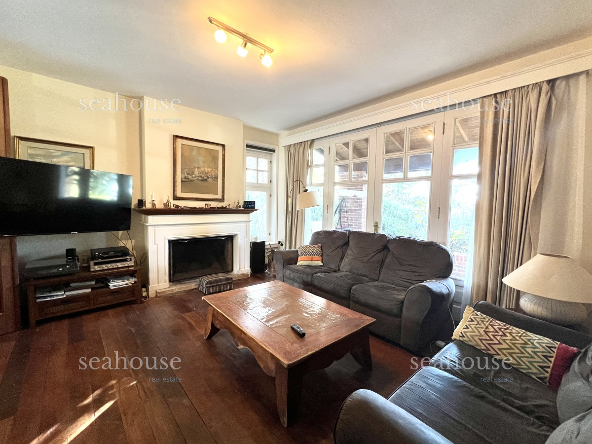 Casa Ref.1075 - Casa en venta Laguna del Diario Punta del Este