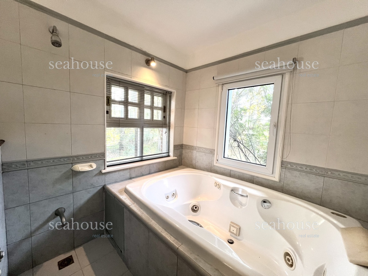 Casa Ref.1075 - Casa en venta Laguna del Diario Punta del Este