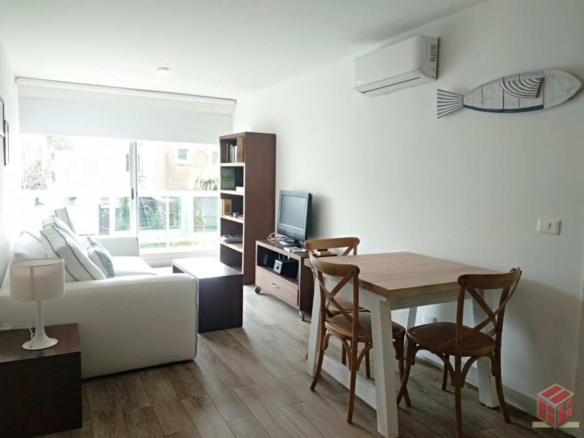 Apartamento ID.8943 - Apartamento en venta Punta del Este