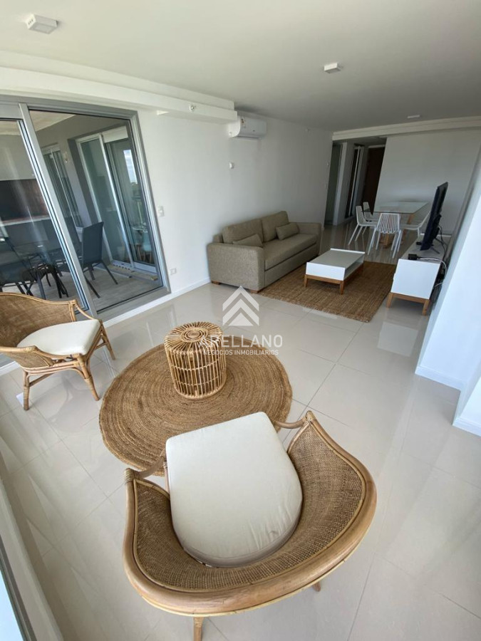 Apartamento ID.5346 - Venta apartamento 2 dormitorios playa Brava Punta del Este