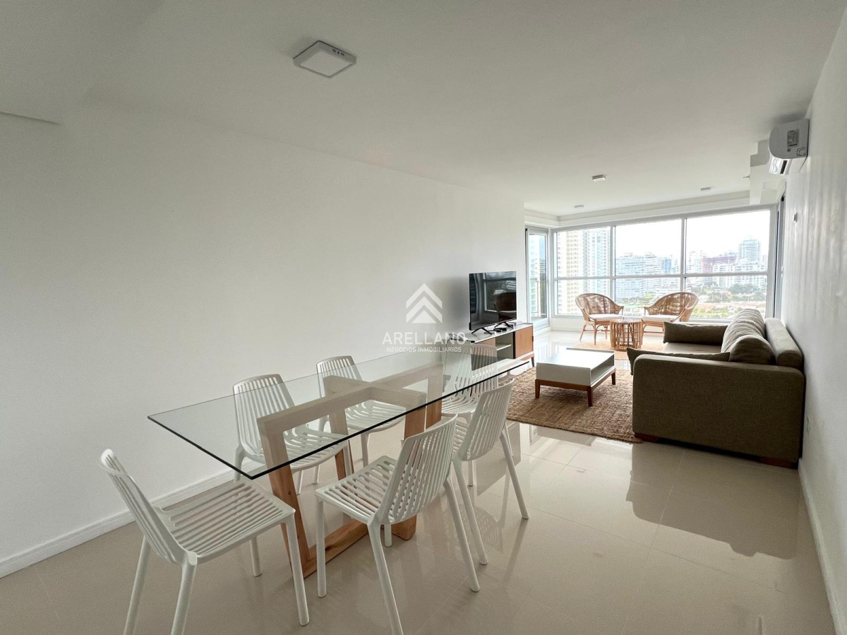 Apartamento ID.5346 - Venta apartamento 2 dormitorios playa Brava Punta del Este
