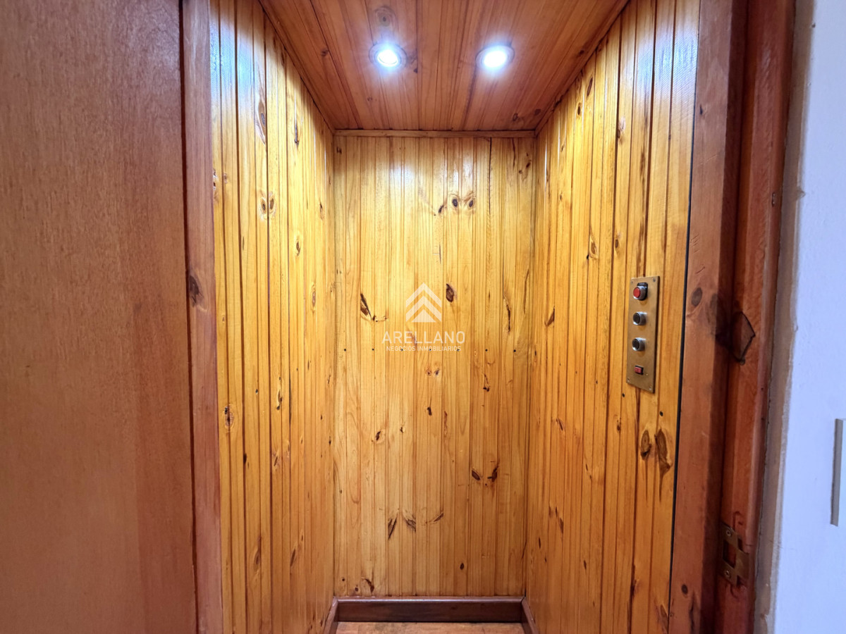 Casa ID.6195 - Venta casa 5 dormitorios en Piriapolis