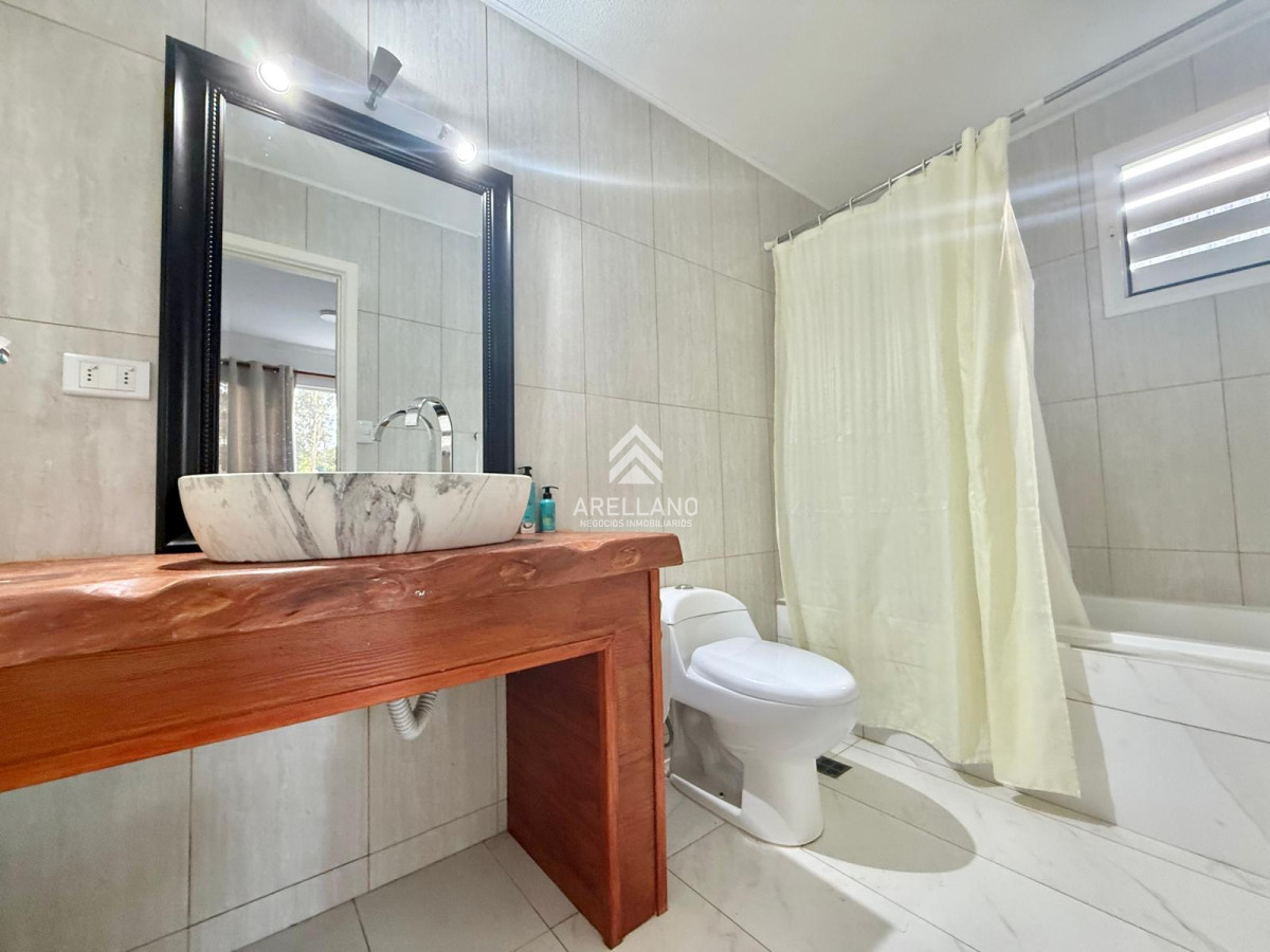 Casa ID.3899 - Venta casa 3 dormitorios en Parque Burnett 