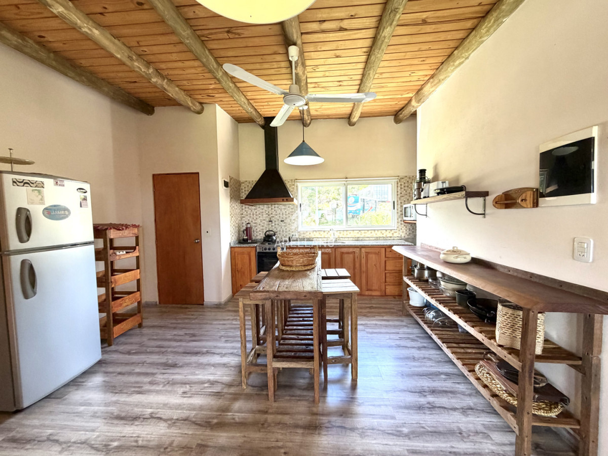 Casa ID.6195 - Venta casa 5 dormitorios en Piriapolis