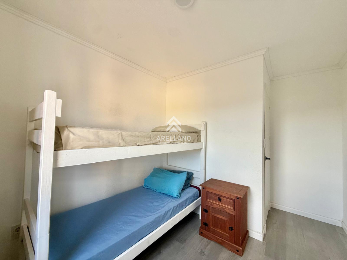 Casa ID.3899 - Venta casa 3 dormitorios en Parque Burnett 